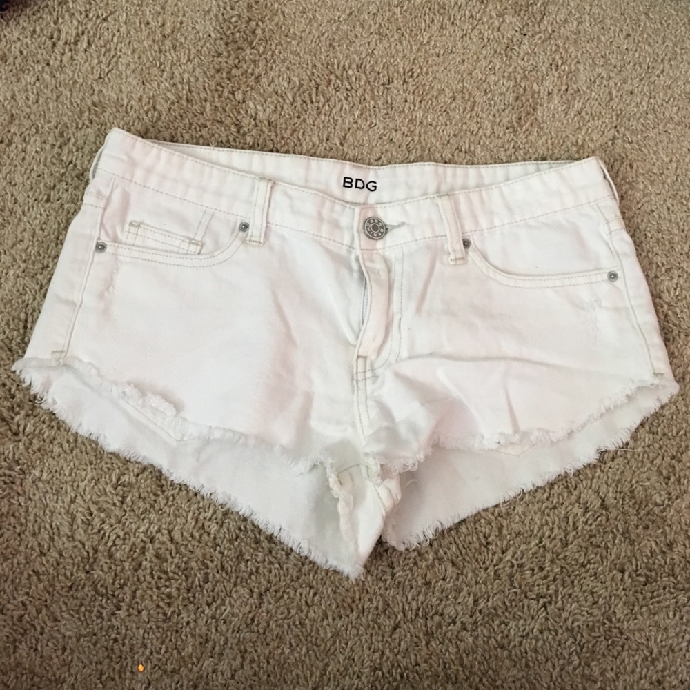 White urban outfitters shorts!